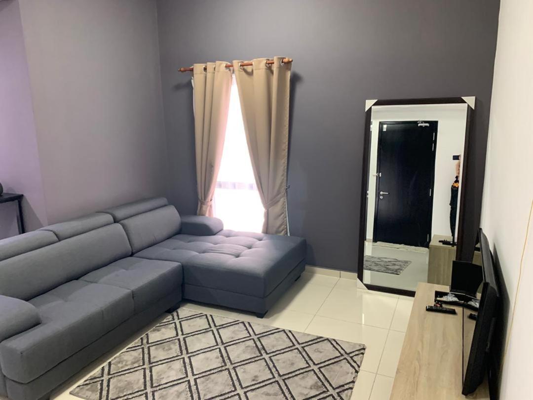 Kyra Homestay Centrus Soho Cyberjaya *Wifi And Pool* Exterior photo