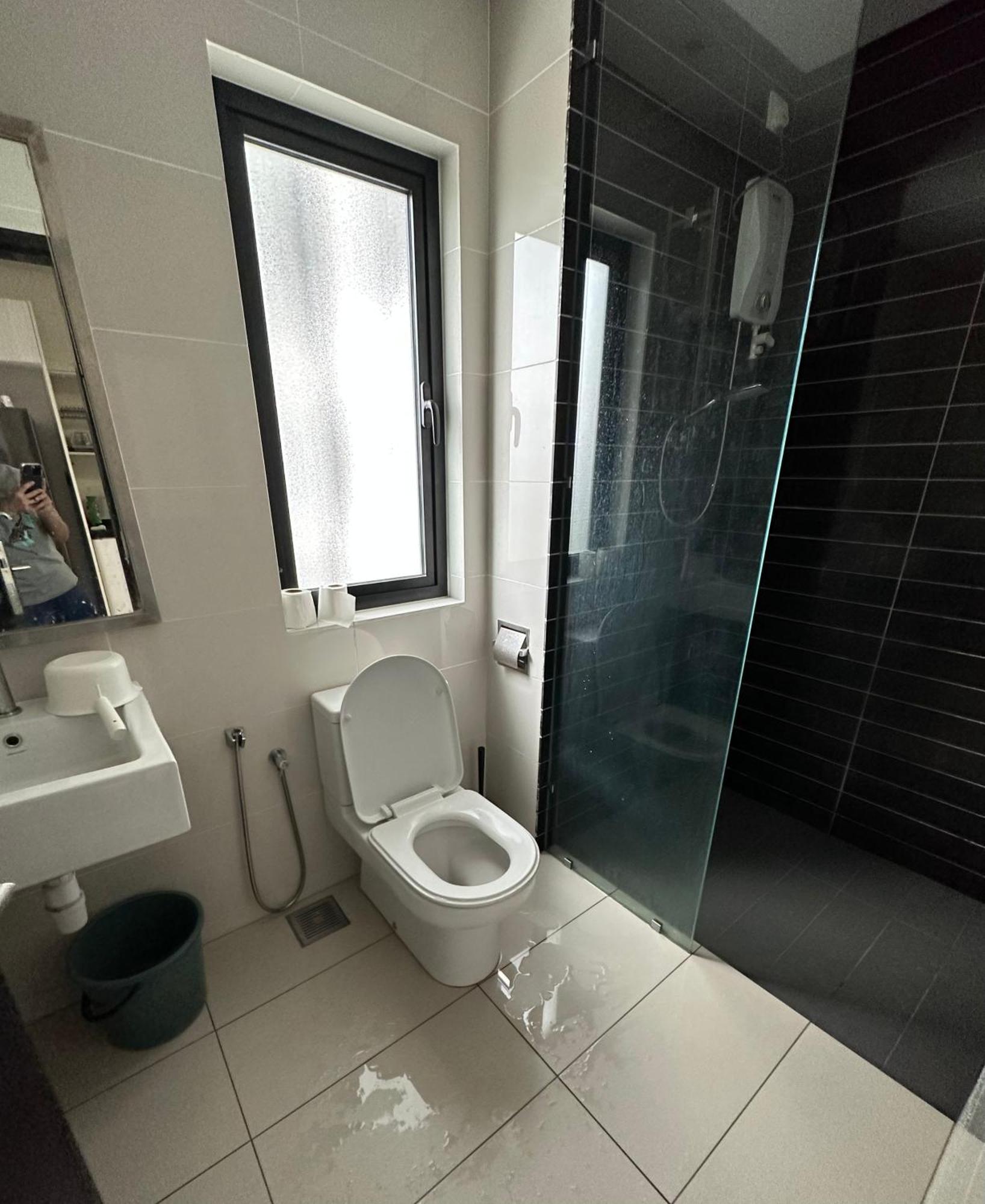 Kyra Homestay Centrus Soho Cyberjaya *Wifi And Pool* Exterior photo